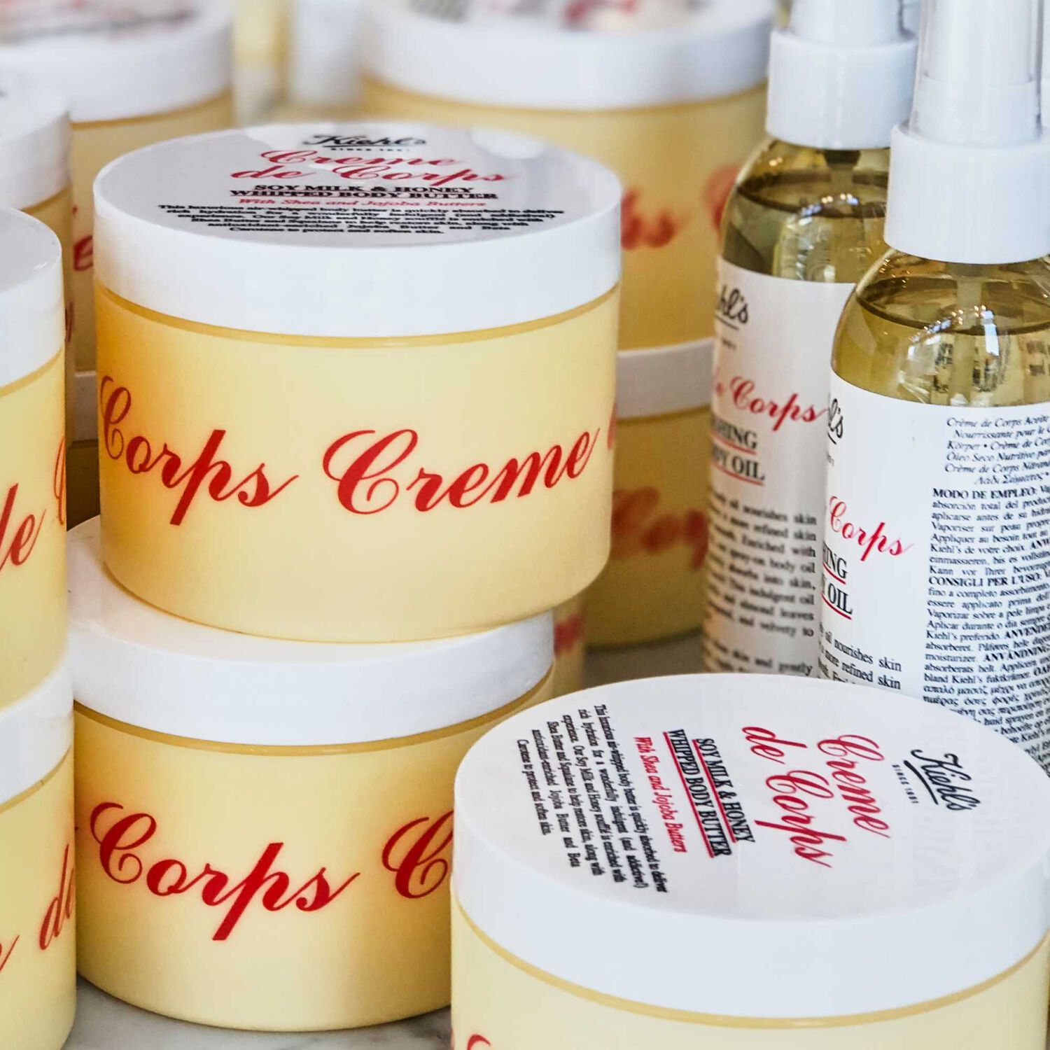 kiehl's Creme De Corps Whipped Body Butter Crème fouettée nourrissante corps au beurre de karité 226g