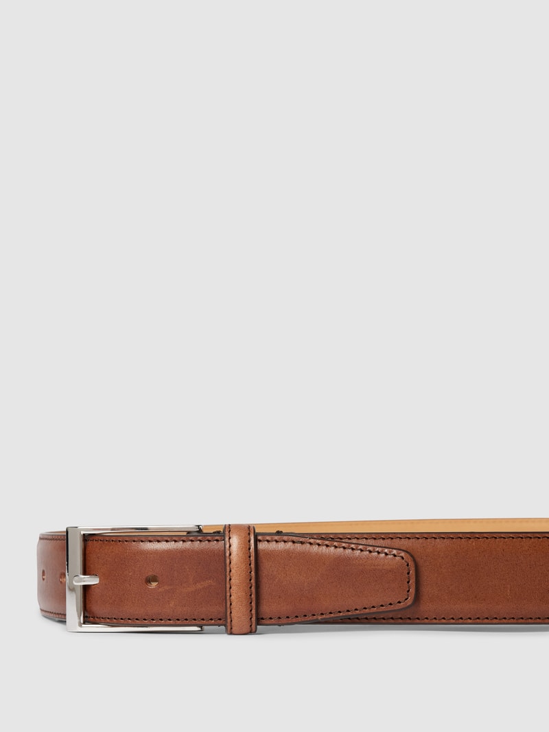 Ledergürtel mit Label-Detail Modell 'HELMI' in dunkelbraun
