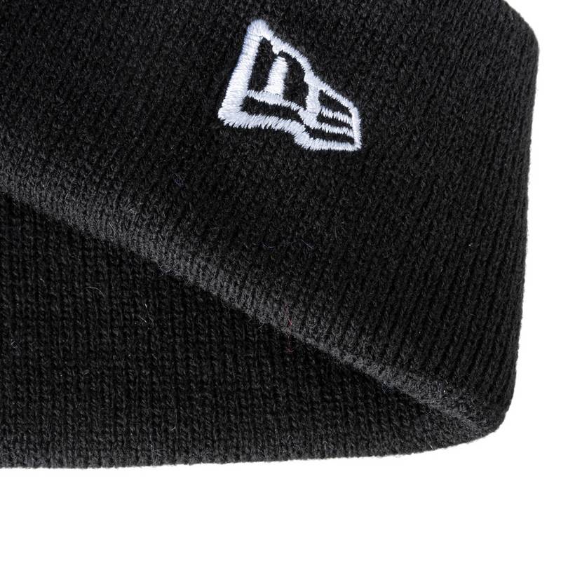 New Era Bulls Big Logo Beanie
