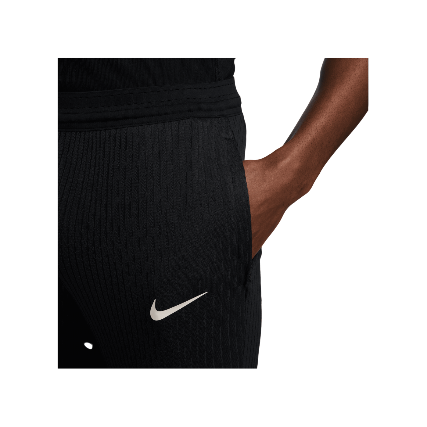 Nike FC Liverpool Auth. Trainingshose Schwarz F010