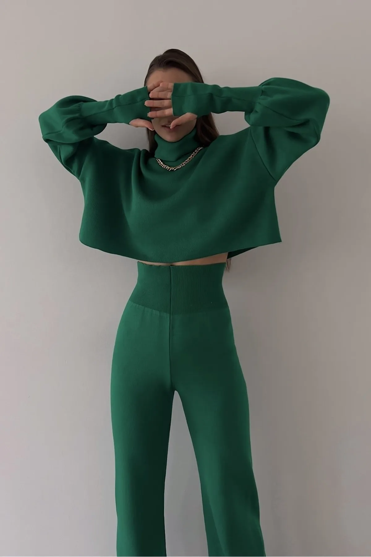 lovebox  Finger-Cut Grünes Strickoberteil und Strickhose mit hoher Taille Set 015