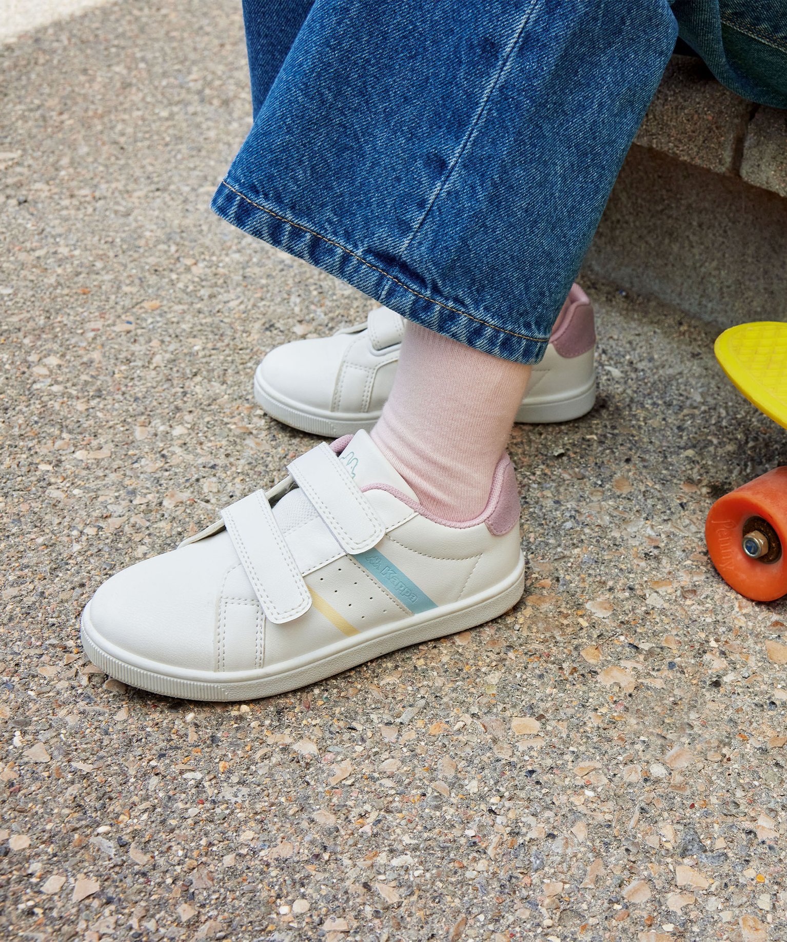 Baskets fille unies à bandes colorées et à scratch - Kappa blanc | GEMO