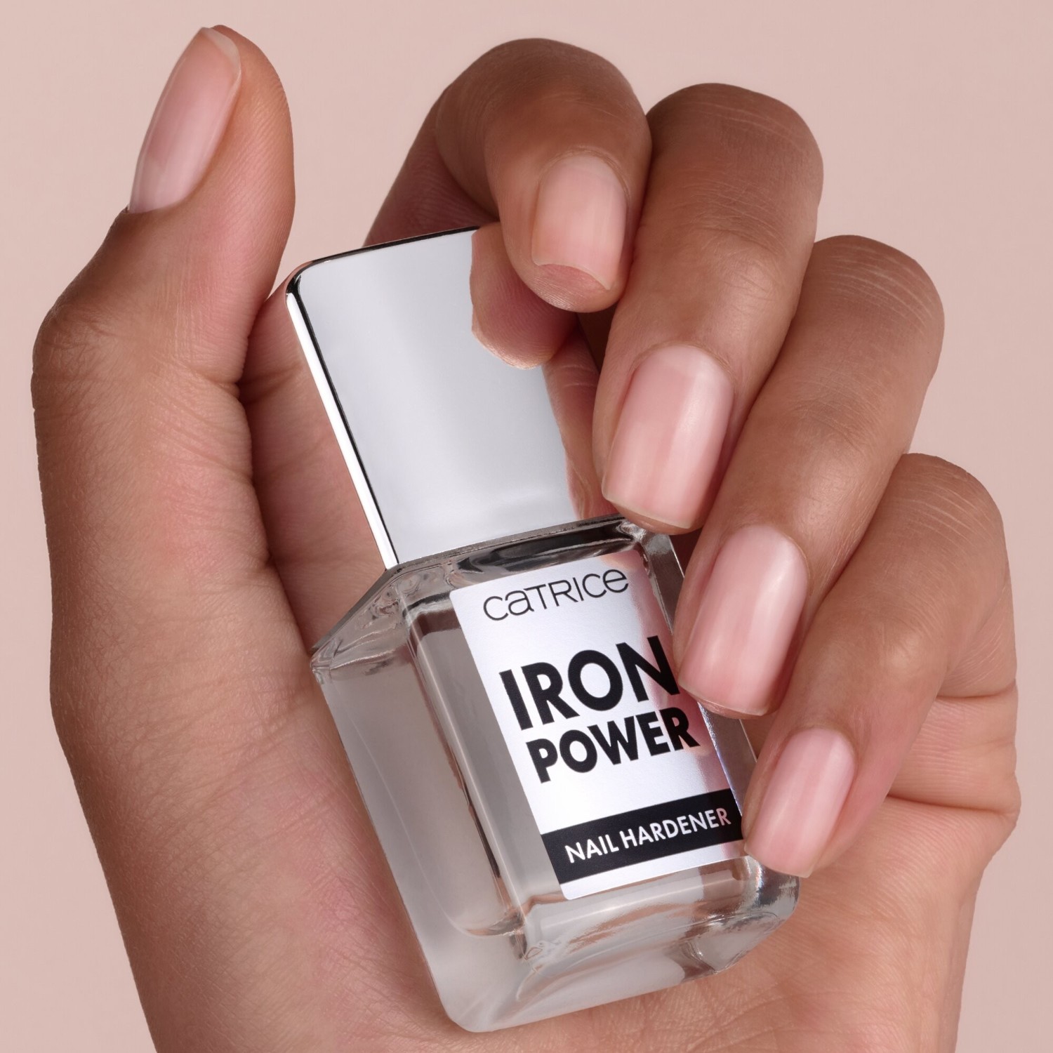 Trdilec za nohte Catrice Iron Power 010 Go Hard Or Go Home