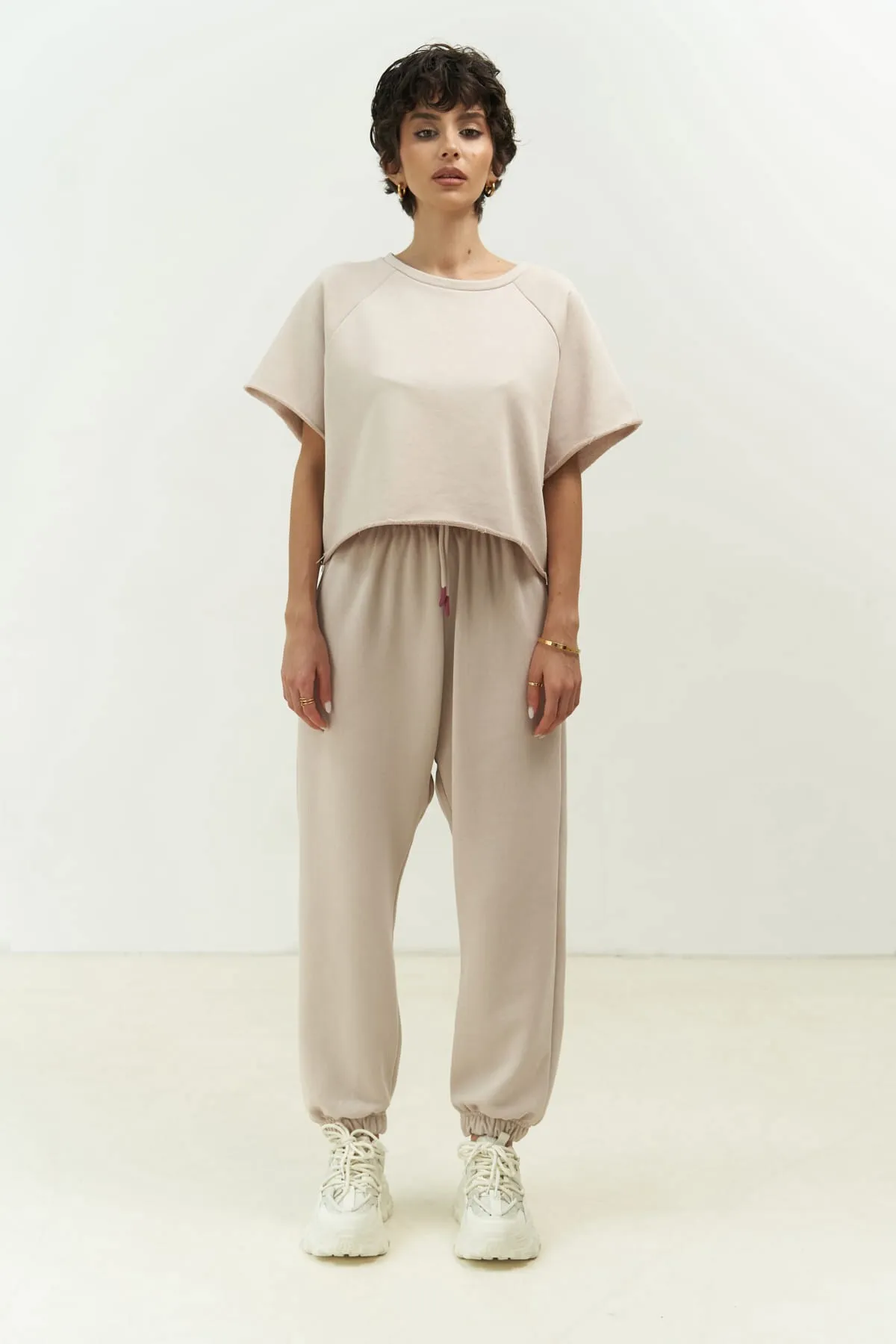 MAİ COLLECTİON  Vero Beige Crop-Trainingsanzug-Set
