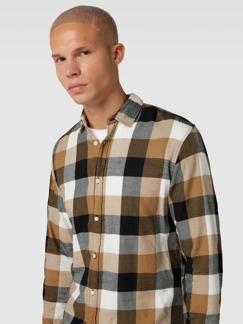 Slim Fit Freizeithemd mit Kentkragen Modell 'BUFFALO' in camel
