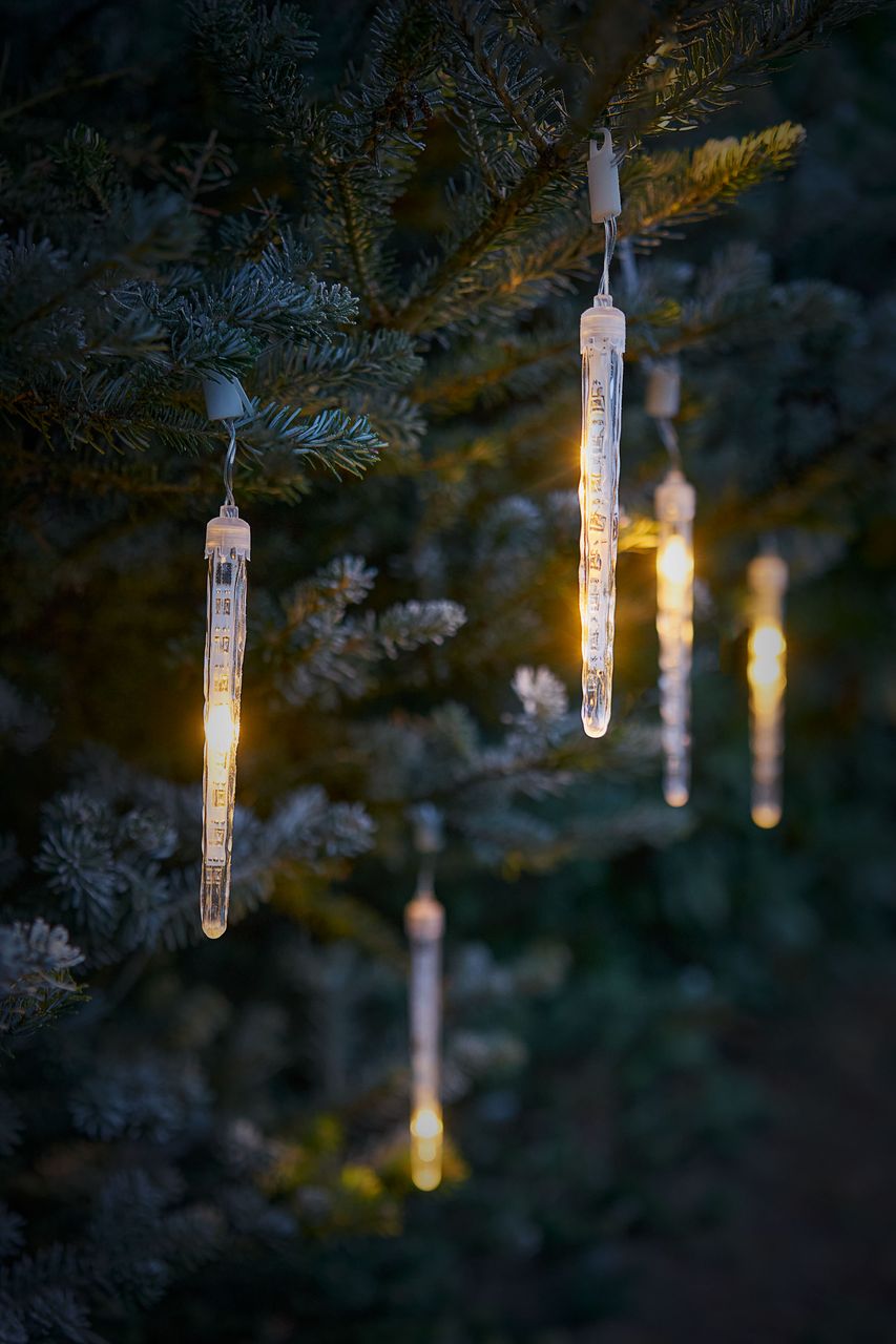 Weles AMARE Eiszapfenlichterkette mit 80 LED (10 Eiszapfen à 8 LED) warmweiß mit Schneeballeffekt Länge 3,6 m (zzgl. 10 m Zuleitung), CE   GS geprüft, für den Innen- und Außenbereich, Timer
