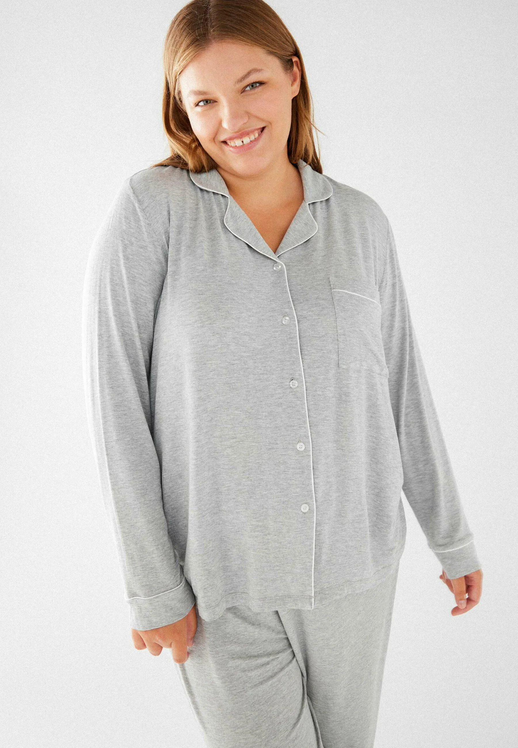 Chelsea Peers CONJUNTO DE BOTONES CURVO - Pijama
