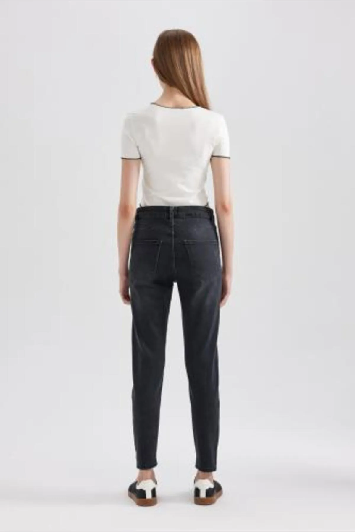 DeFacto  Rebeca Skinny Fit Normale Taille Schmaler Beinausschnitt Lange Jeanshose B1933ax23au