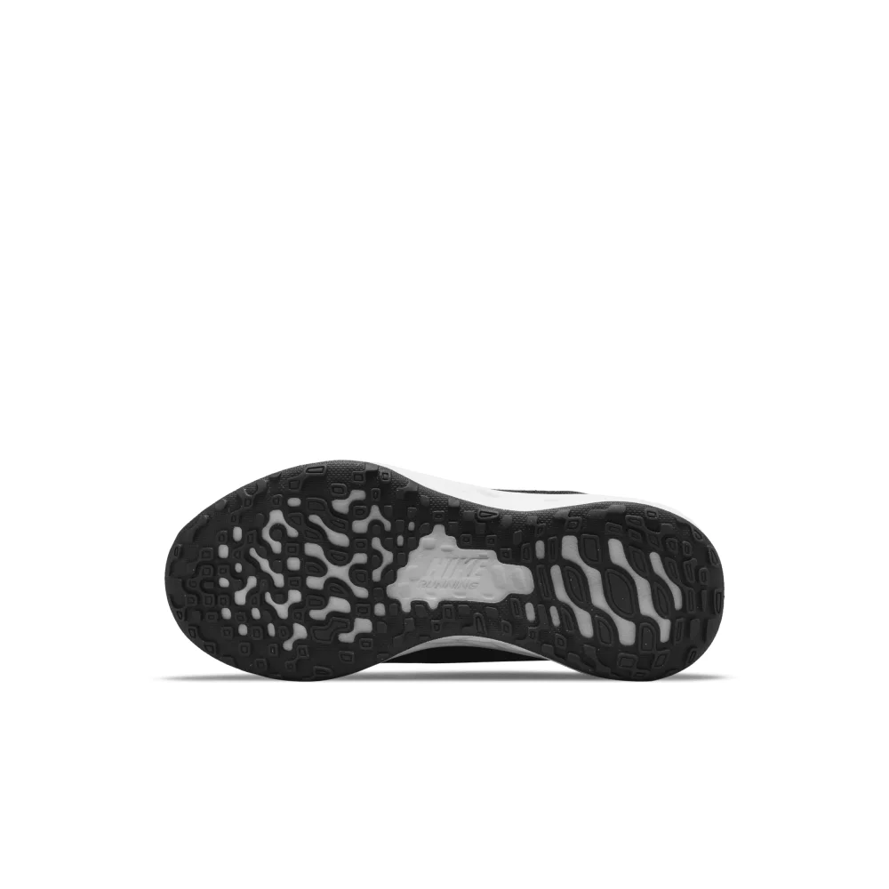 Nike Revolution 6 DD1095-003 / schwarz