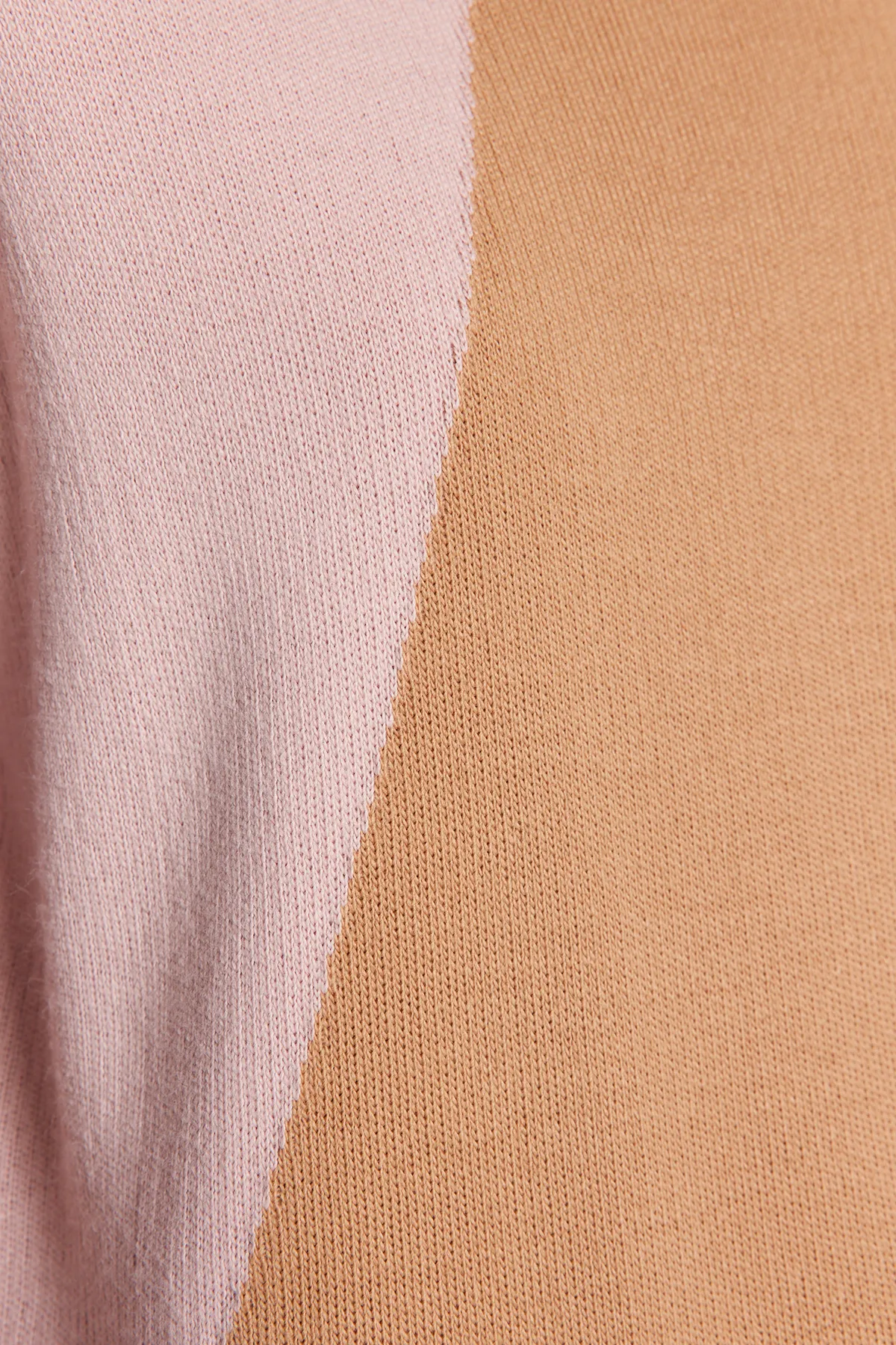 Trendyol Modest  Puderfarbener Strickpullover mit Stehkragen und Blockfarben TCTAW24AK00006