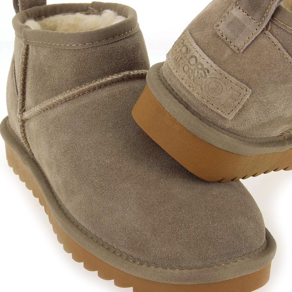 Colors of california  HC YW078. - Taupe