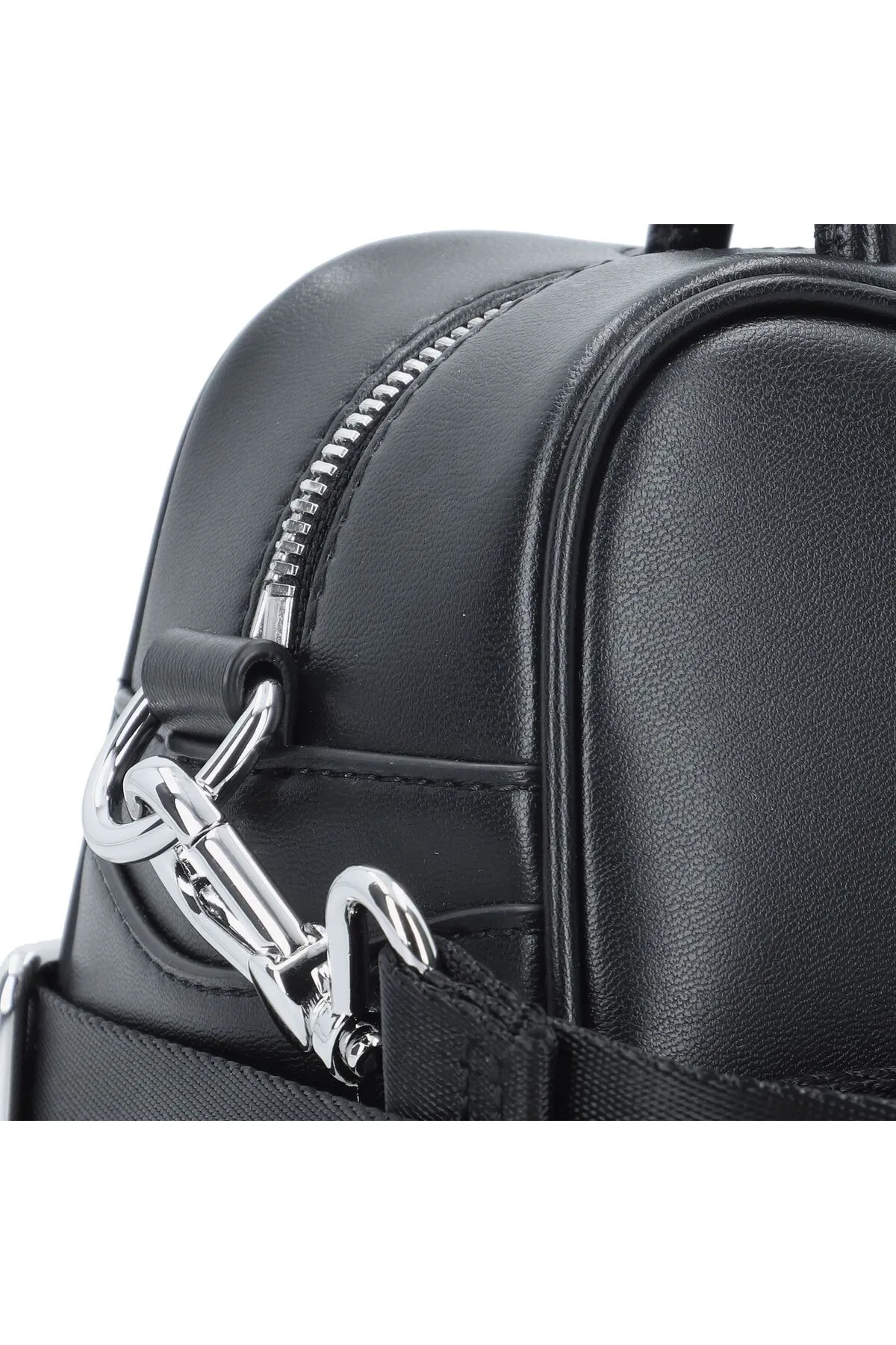 Lacoste  Lora Handtasche Leder 19 cm