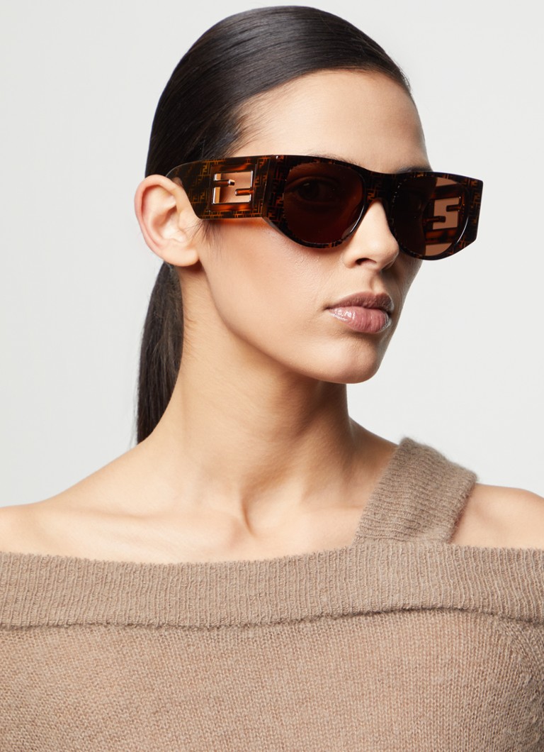 Ochelari de soare Fendi FE40109I