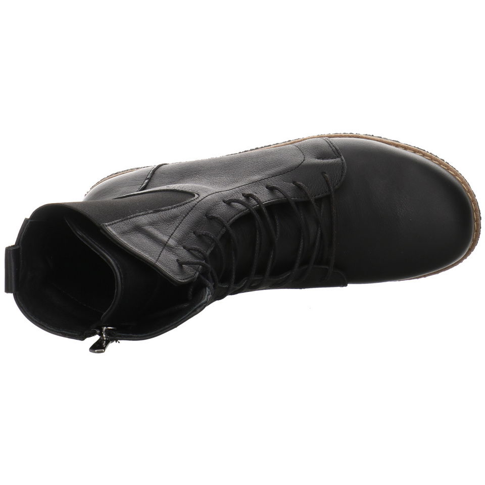 Andrea Conti Schnürboots