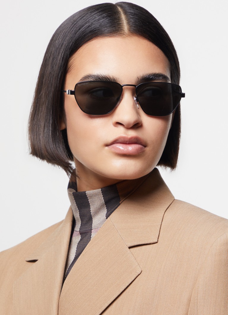 Burberry Retro sunglasses BE3146