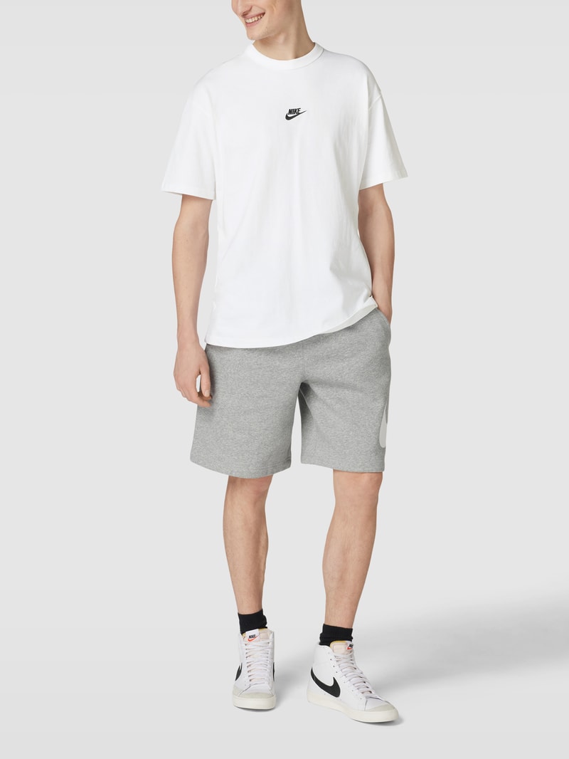 T-Shirt mit Label-Stitching in weiß