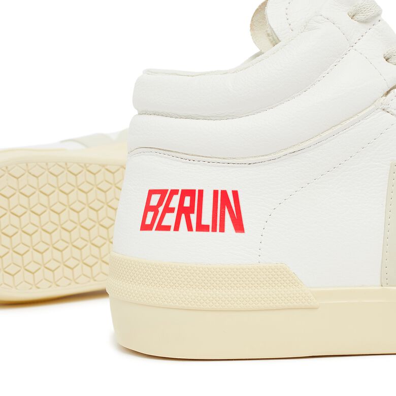 Veja x Berlin Minotaur berlin extra/white pierre