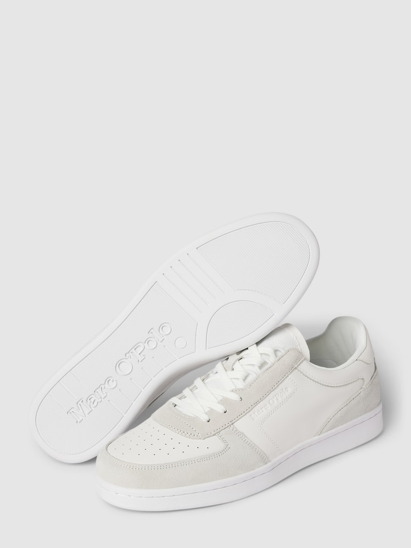 Sneaker aus Leder in weiß