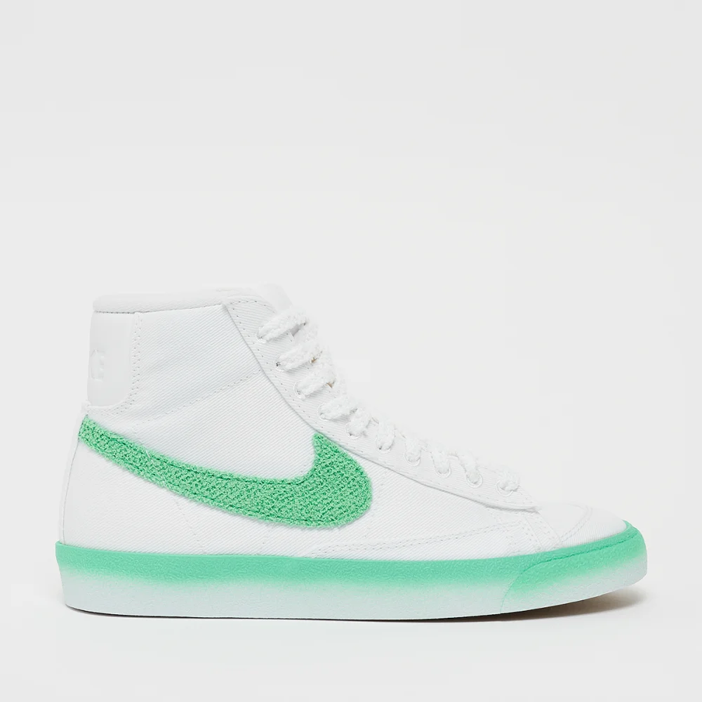 Nike Blazer Mid 77 FJ4547-100 / weiss