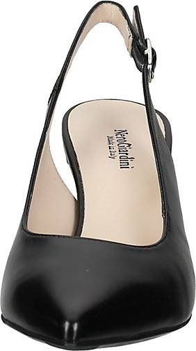 NeroGiardini Pumps