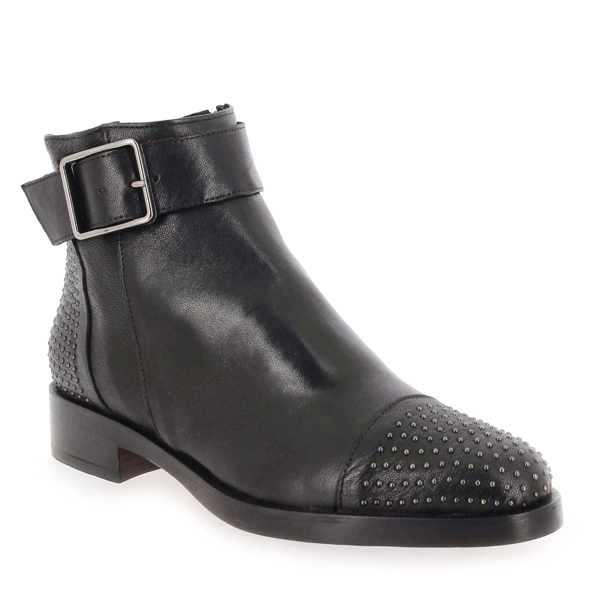 Emanuele Crasto   2111B - noir