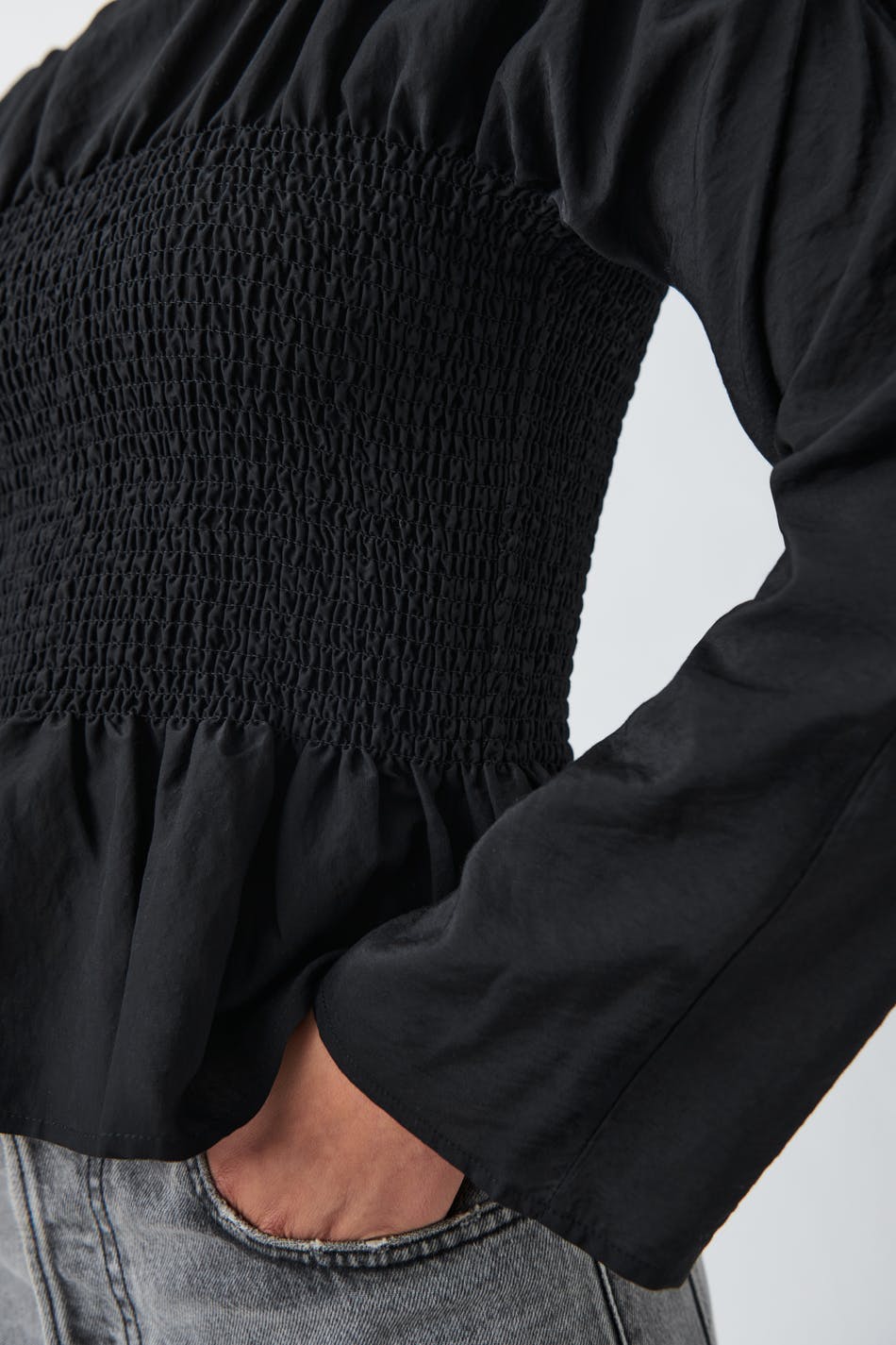 Puff sleeve blouse