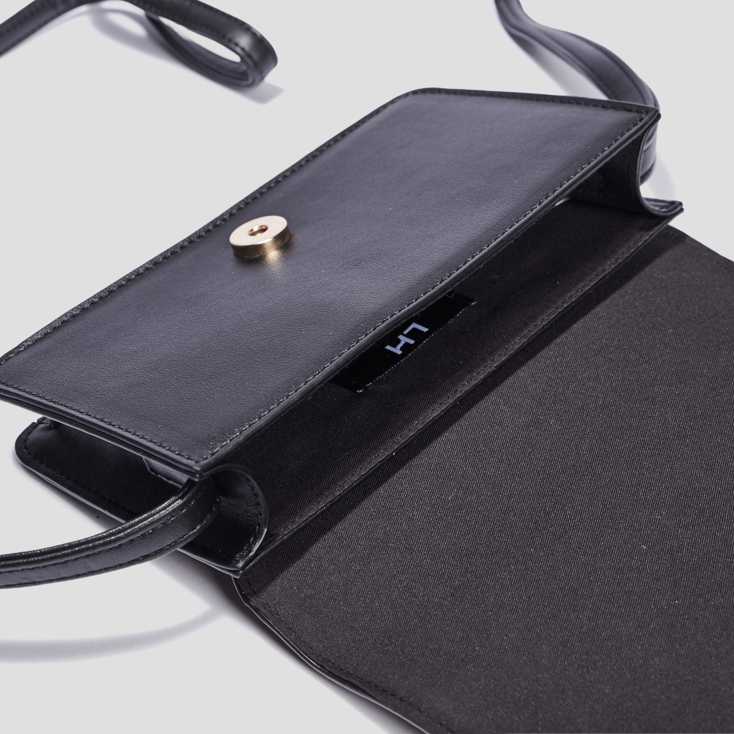 Sac bandoulière rectangulaire noir femme | La Halle