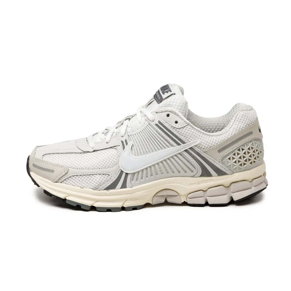 Nike Zoom Vomero 5 HF0731 007 / weiss