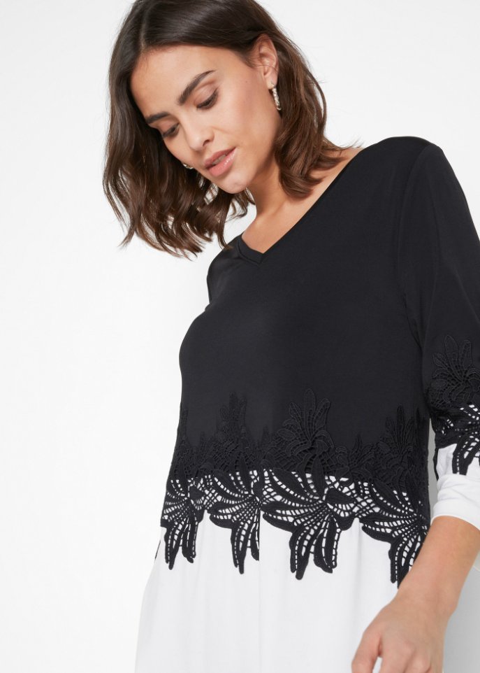 Longshirt mit asymmetrischem Schnitt und Spitze