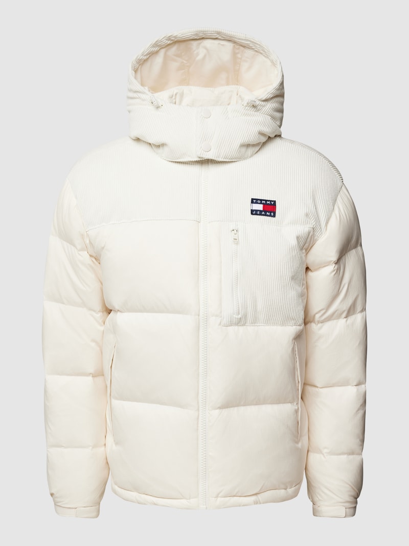 Steppjacke mit Label-Patch Modell 'ALASKA' in offwhite