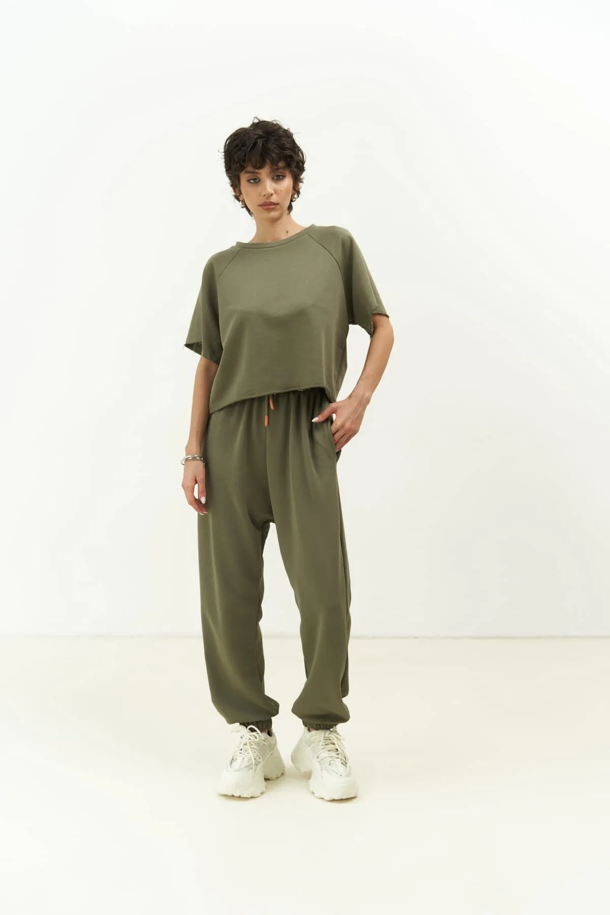 MAİ COLLECTİON  Vero Soft Khaki Crop-Trainingsanzug-Set