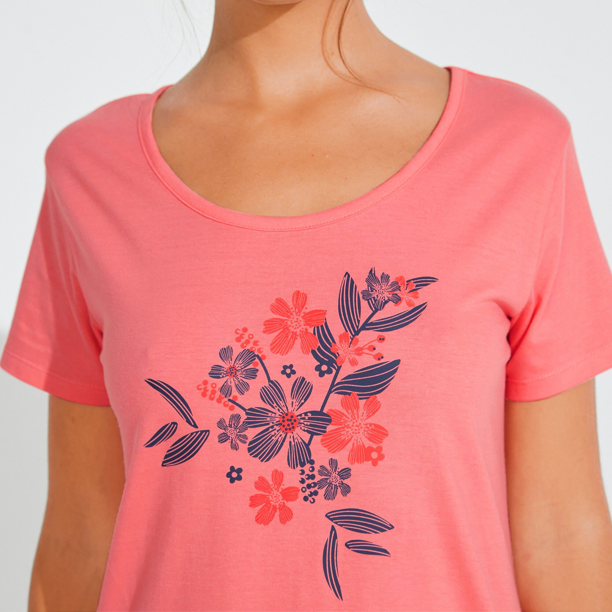 Chemise de nuit courte imprimé fleurs