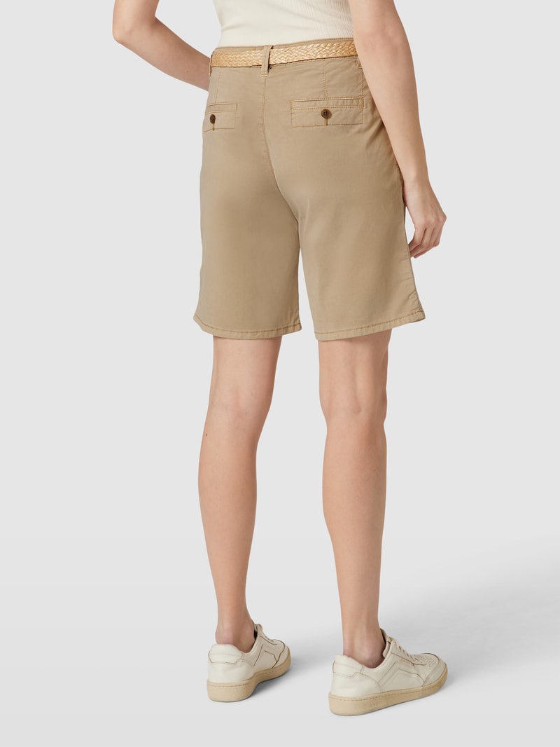 Shorts mit Gürtel in sand