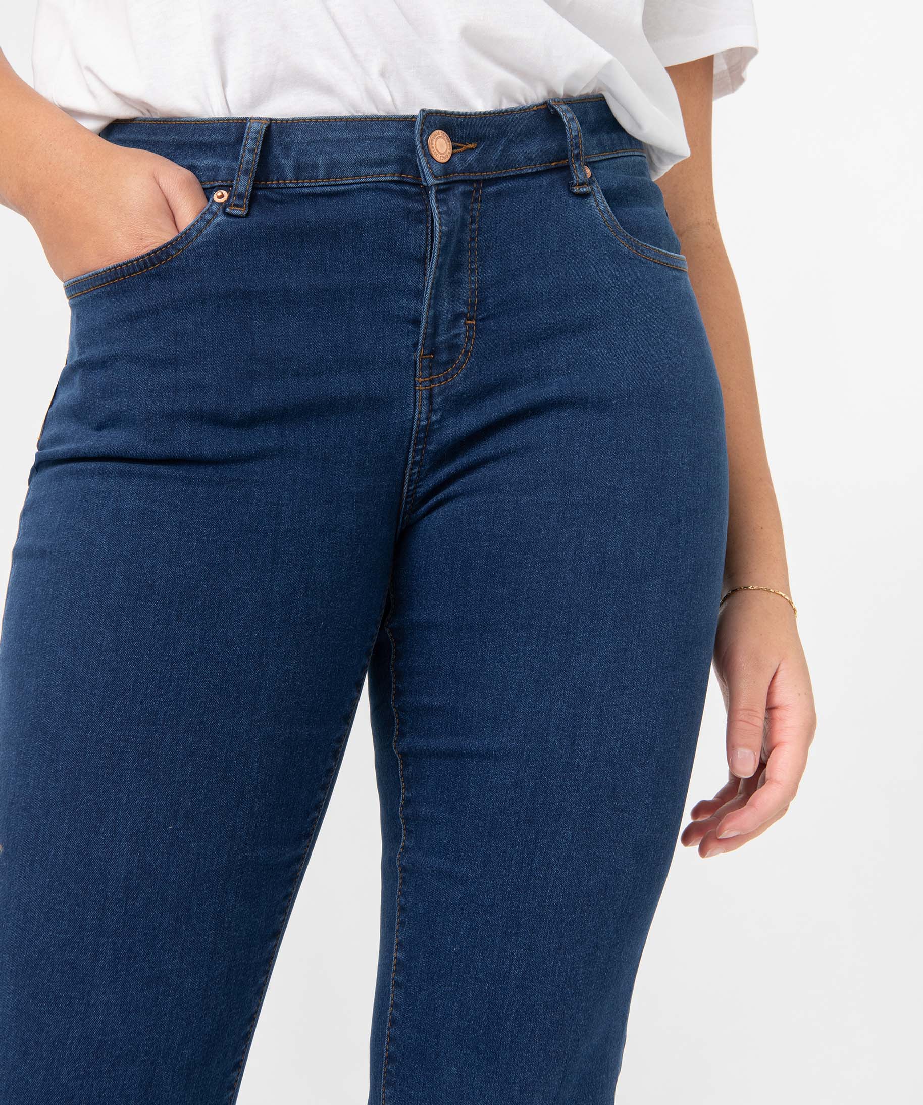 Jean femme coupe Bootcut stretch brut | GEMO