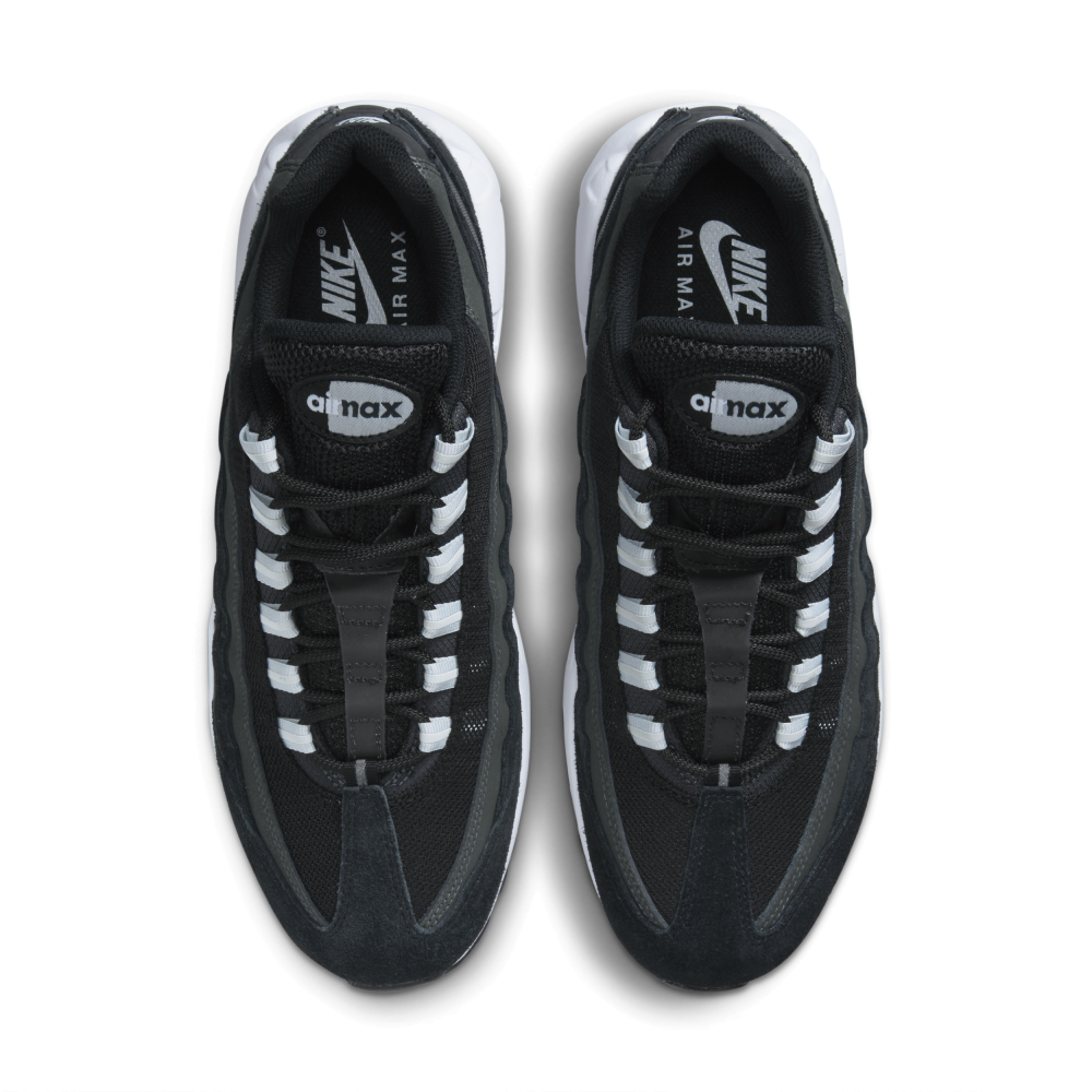 Nike Air Max 95 DM0011-009 / schwarz