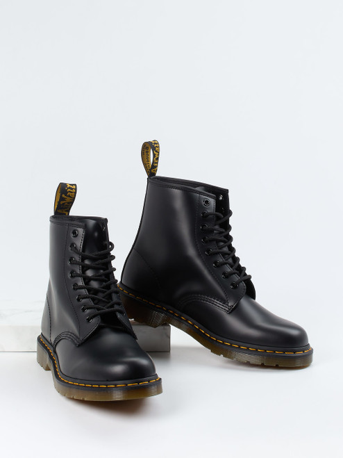 Boots-47010090165 Dr. Martens