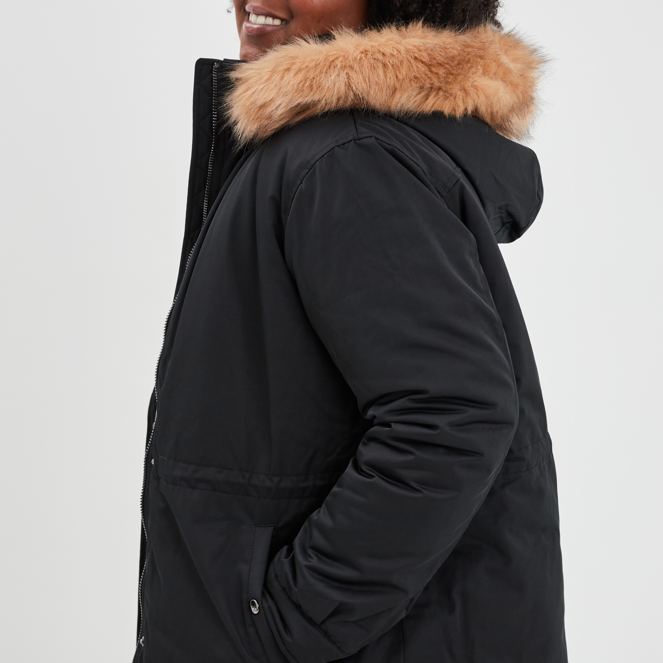 Parka à capuche bordure fourrure noir femme grande taille | La Halle