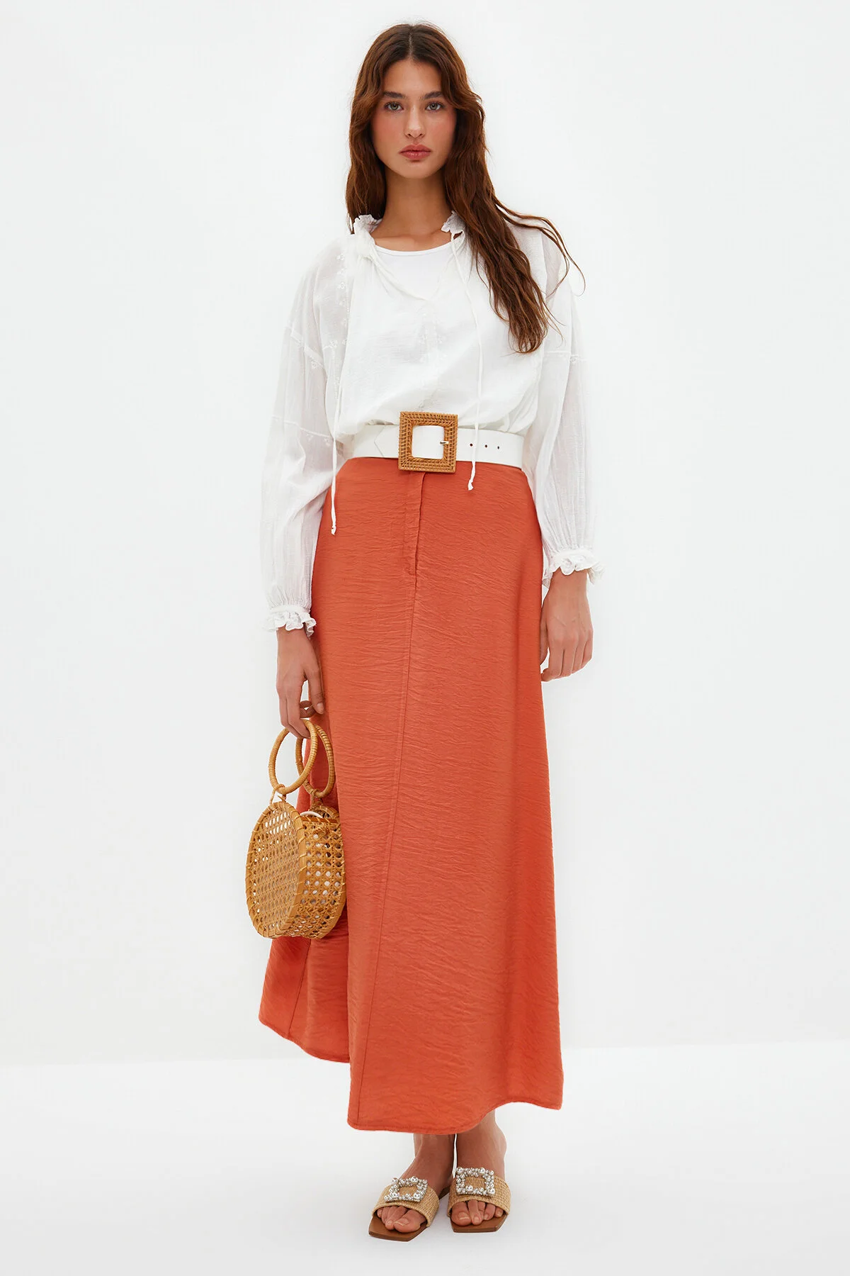 Trendyol Modest  Zimtfarbener, gewebter Leinen-Look-Rock mit normaler Taille TCTSS21ET0539