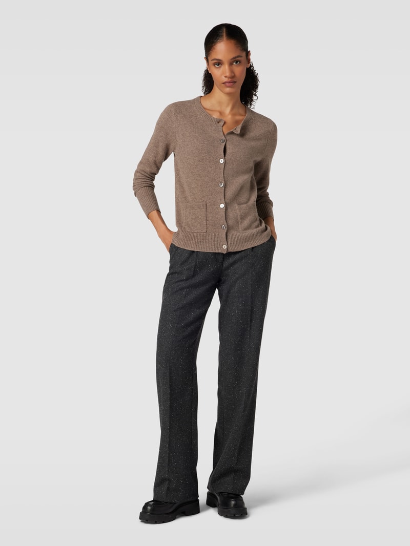 Strickjacke mit Knopfleiste und Eingrifftaschen in haselnuss braun