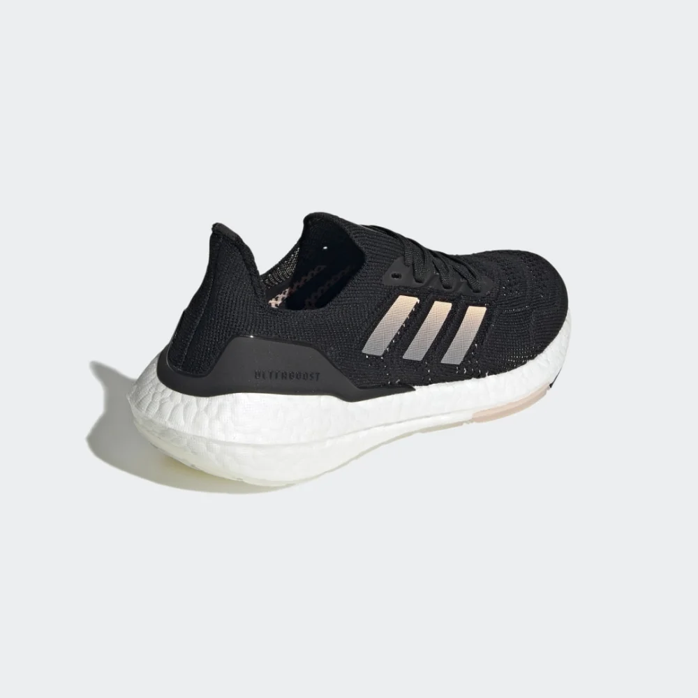 adidas Ultraboost 22 HEAT.RDY H01174 / schwarz