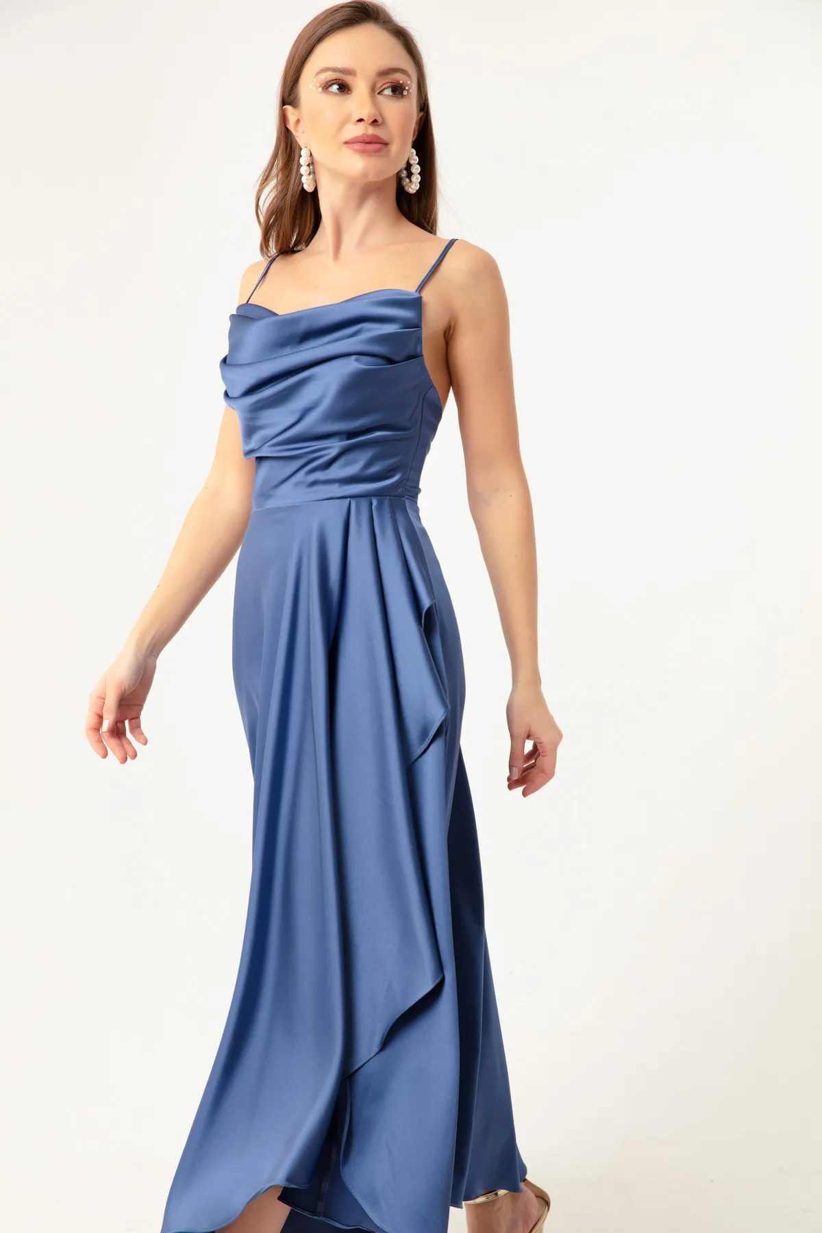 Lafaba  Damen-Abendkleid und Abschlusskleid in Indigo-Optik mit Volant und Schlitz in Midi-Länge aus Satin
