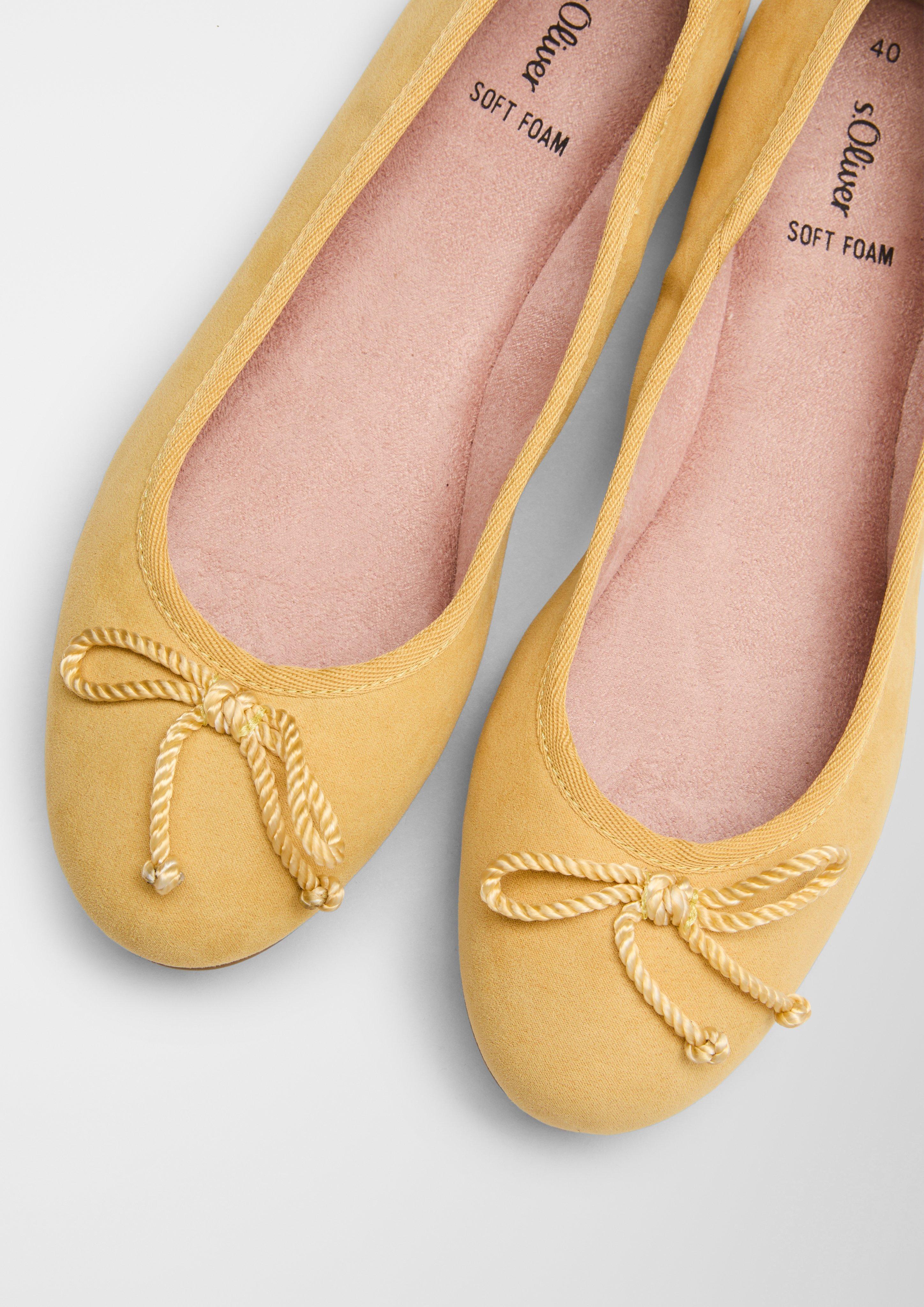 Ballerinas aus Lederimitat  6007387-619