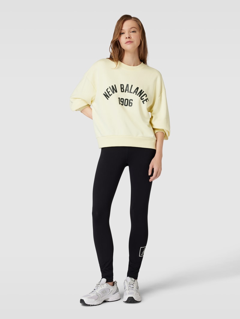 Sweatshirt mit Label-Print in offwhite
