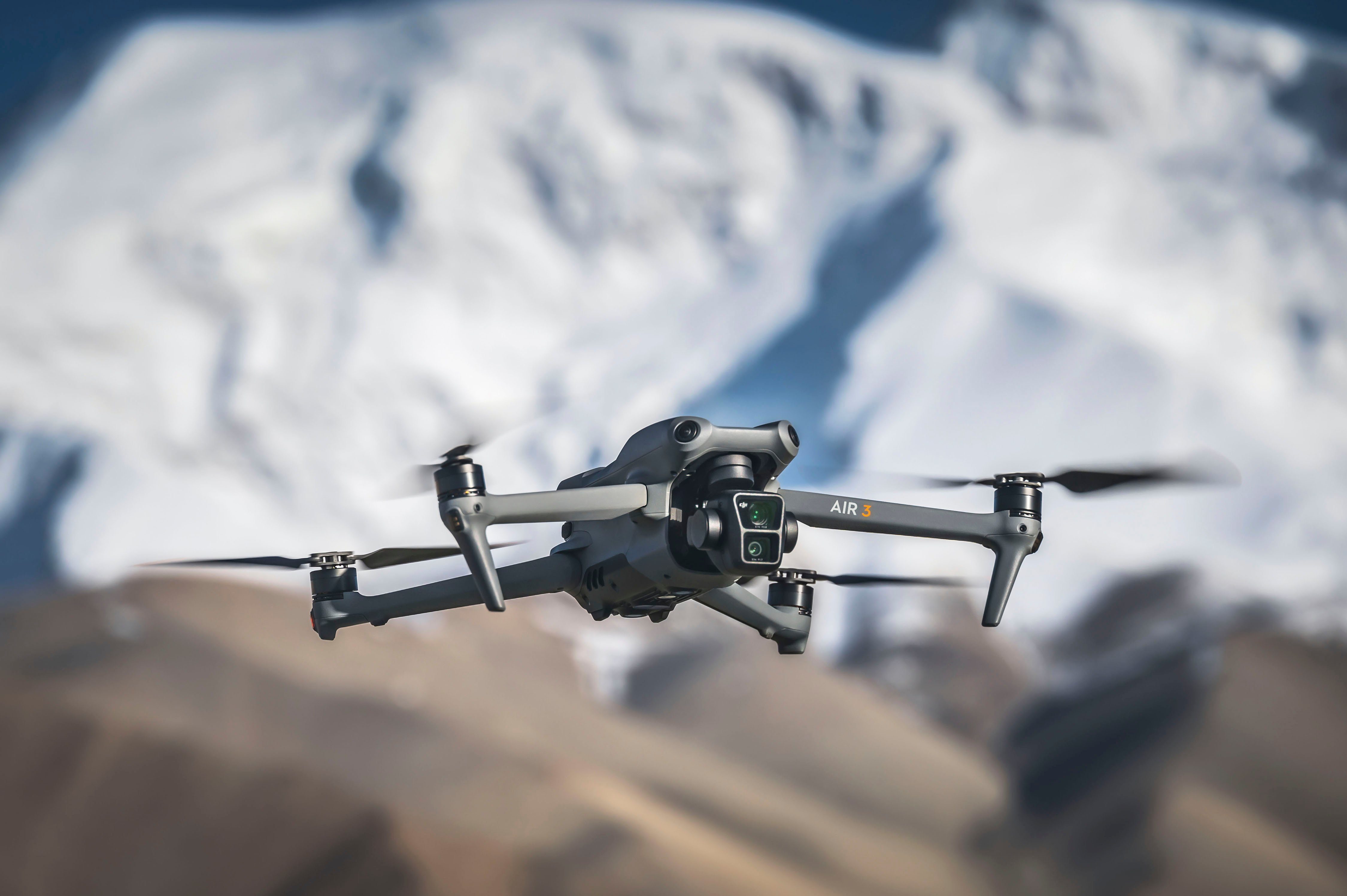 DJI Air 3 Fly More Combo (DJI RC 2) Drohne (4K Ultra HD)