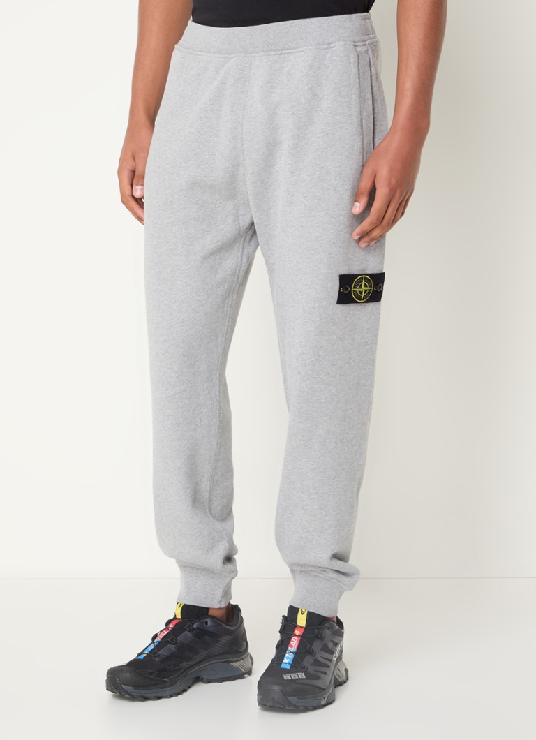 Pantaloni de trening Stone Island 08835 Slim Fit cu logo