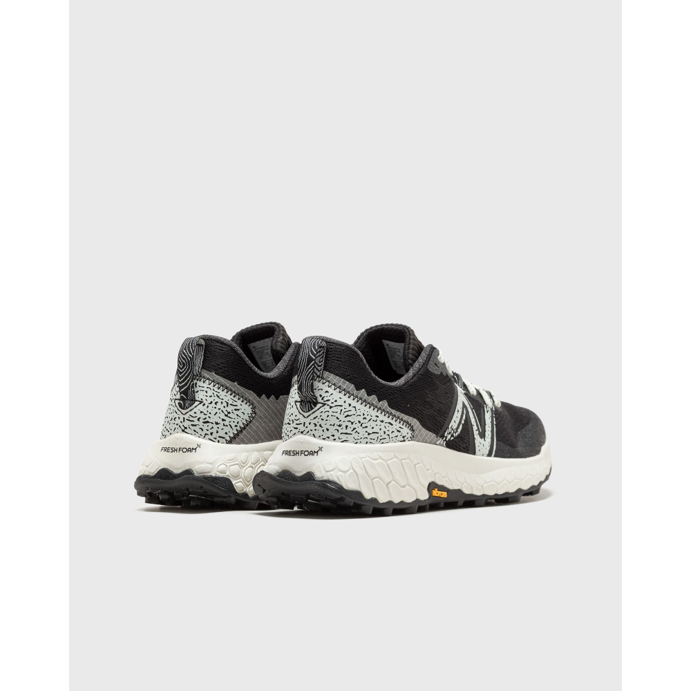 New Balance Fresh Foam Hierro V7 WTHIER7X-B / schwarz