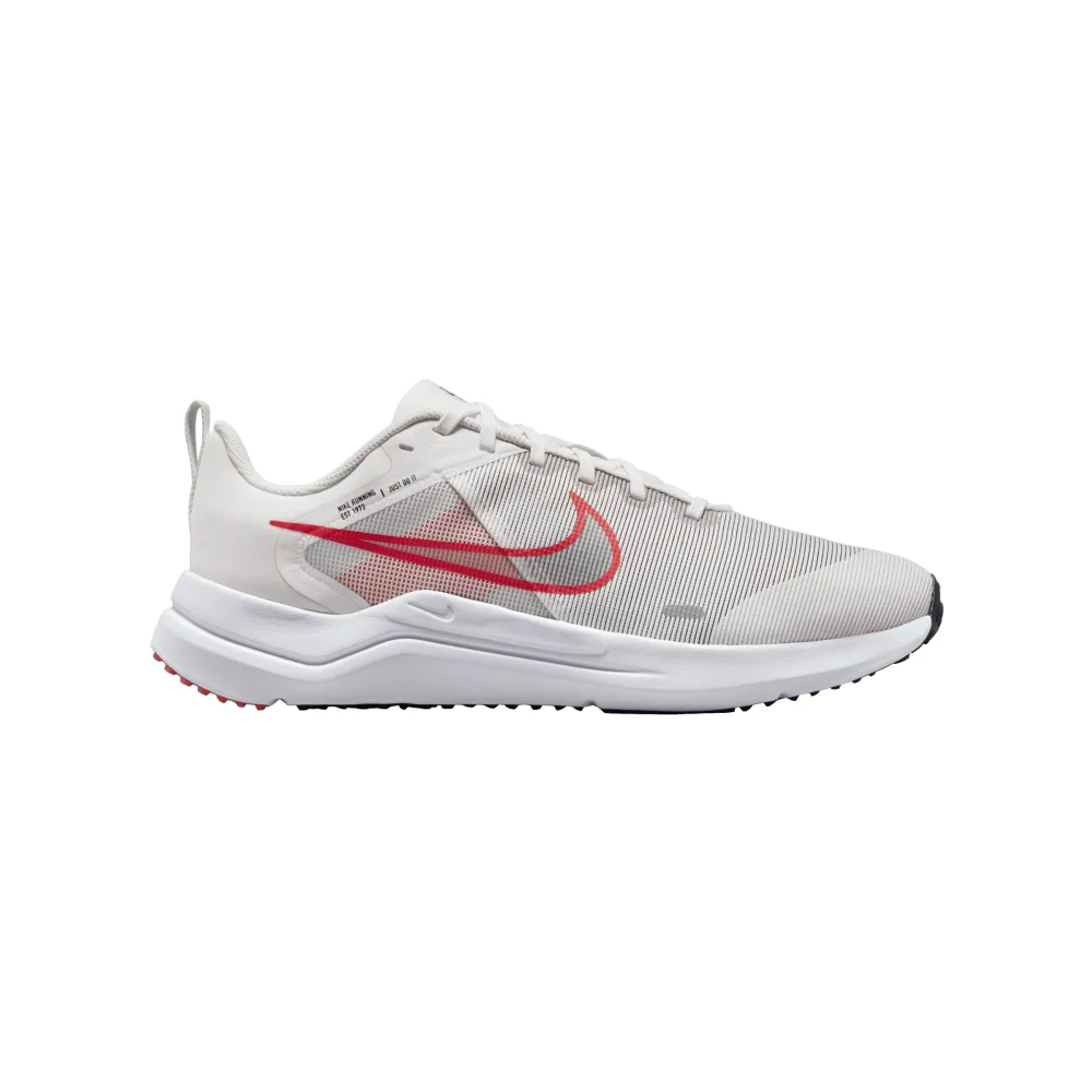 Nike Downshifter 12 DD9293-009 / grau