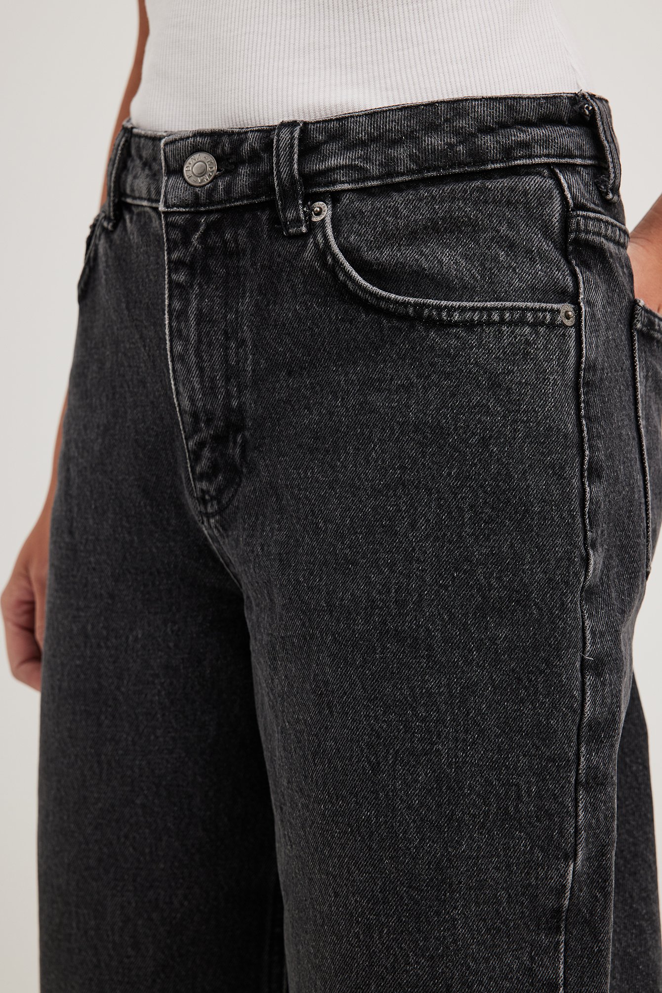Lockere Jeans mit mittlerer Taille