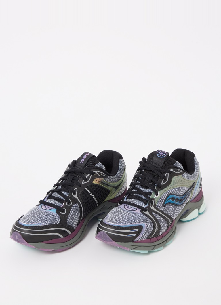 Saucony ProGrid Triumph 4 Winter Solstice patike sa mrežastim detaljima