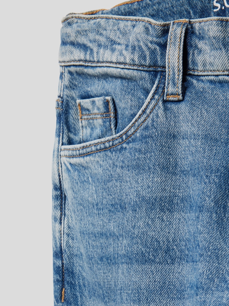 Jeans im Used-Look in blau
